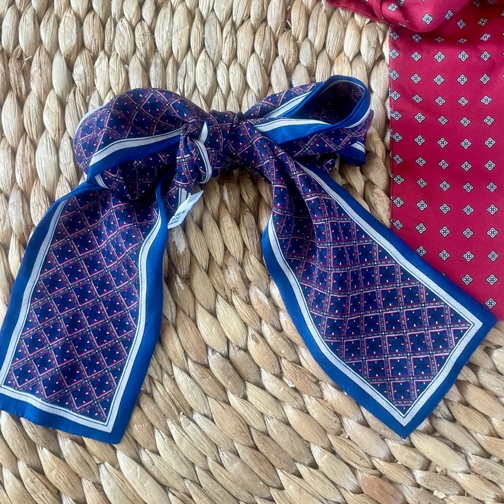 •VINTAGE•  Silk Tie Bundle - Picture 2 of 9